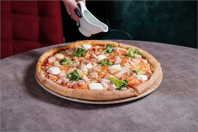 ПИЦЦА С ЦЫПЛЕНКОМ И БРОККОЛИ 02090